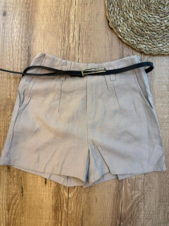Short Marrant com Cinto – Elegância, Conforto e Estilo em Uma Peça Só
