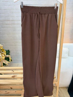 Calça Pantalona Feminina em Poliéster - loja online