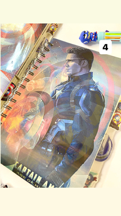Caderno Avengers Holográfico - comprar online