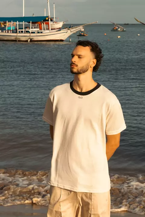 T-SHIRT TRICÔ OcO