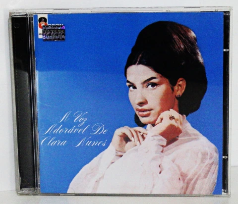 CD A Voz Adorável de Clara Nunes - 1966 - 1968 - Vol. 1 - Você Passa e Eu Acho Graça