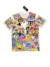 Camisa torcedor masculina com estampas de personagens do anime Digimon, incluindo criaturas e protagonistas.