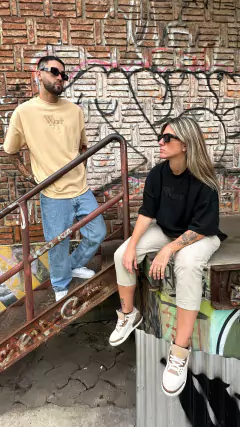 REMERA “ESCENCIAL” - comprar online