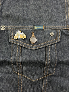 Pin “Van”