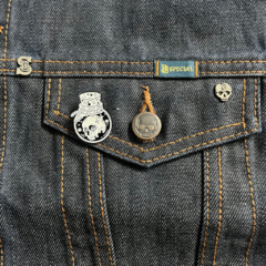 Pin “Skull Jar”