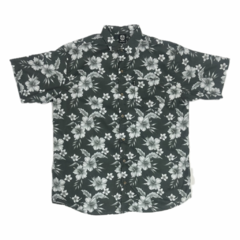 Camisa Hawaiana "Flores Blancas"