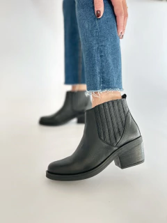 Bota Andorra Negra - comprar online