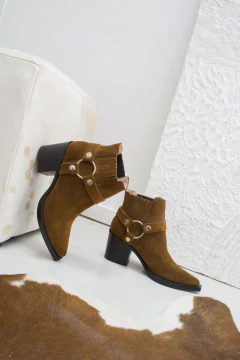 Bota Zurich en internet