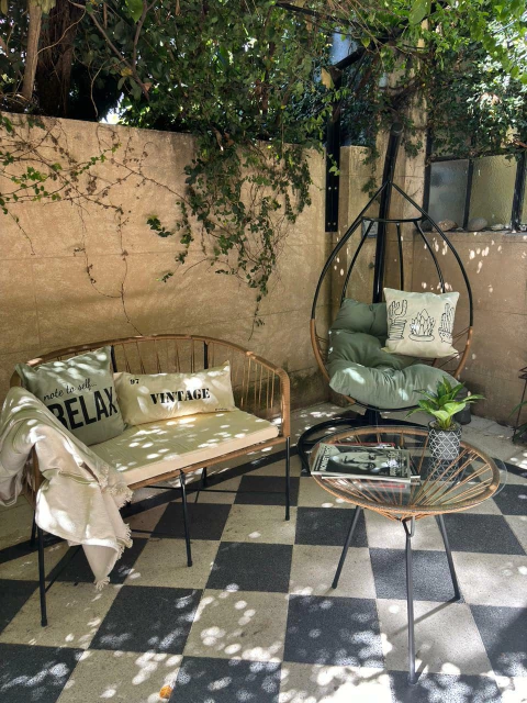 LIVING GOTA + Sillon gervasoni + mesa - comprar online