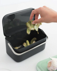 Imagen de CONTENEDOR PARA RESIDUOS DE MESADA BRABANTIA
