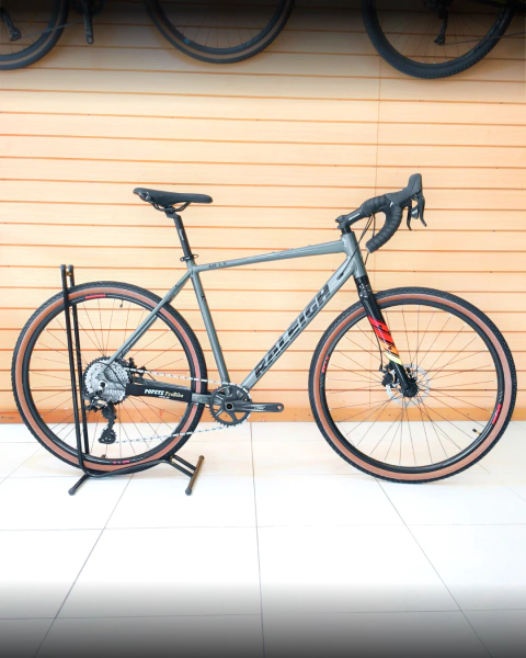 Raleigh Gravel 1.5 R28" - comprar online