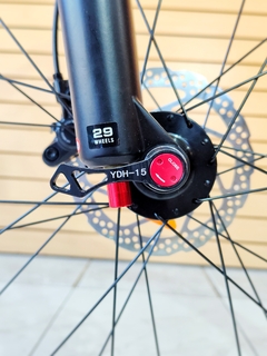 Imagen de Venzo Atix R29" - Boost - Suspención Aire