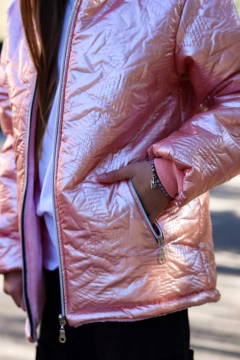 Imagen de (OFERTA) Campera Gofrada de nena metalizada con piel