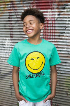 Remera emogi art 221 en internet