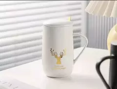 Taza Ceramica Ciervo Blanco Y Negro Con Cuchara Y Tapa en internet