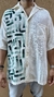 CAMISA OVERSIZE CUÁL ES TU LABERINTO en internet