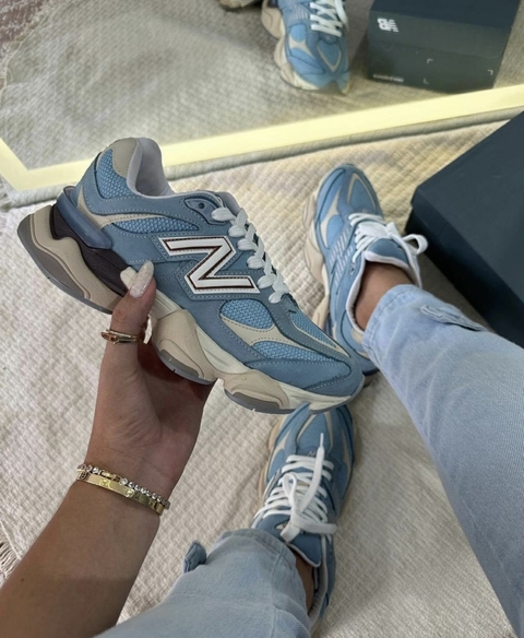 Tênis New Balance 9060 -