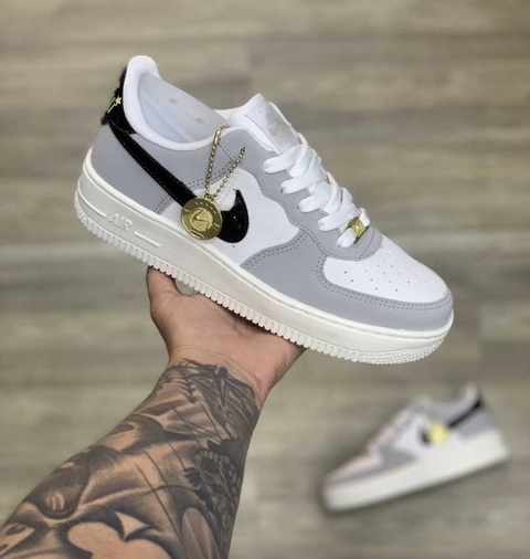 TÊNIS AIR FORCE ONE /BRANCO/CINZA/ PRETO