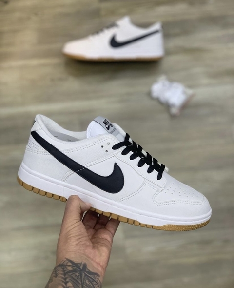 TÊNIS DUNK LOW / BRANCO/PRETO