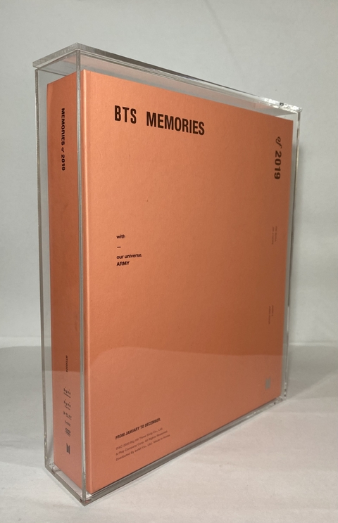 Expositor MEMORIES - BTS