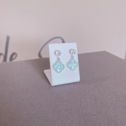 Brinco Trevo AquaMarine - comprar online