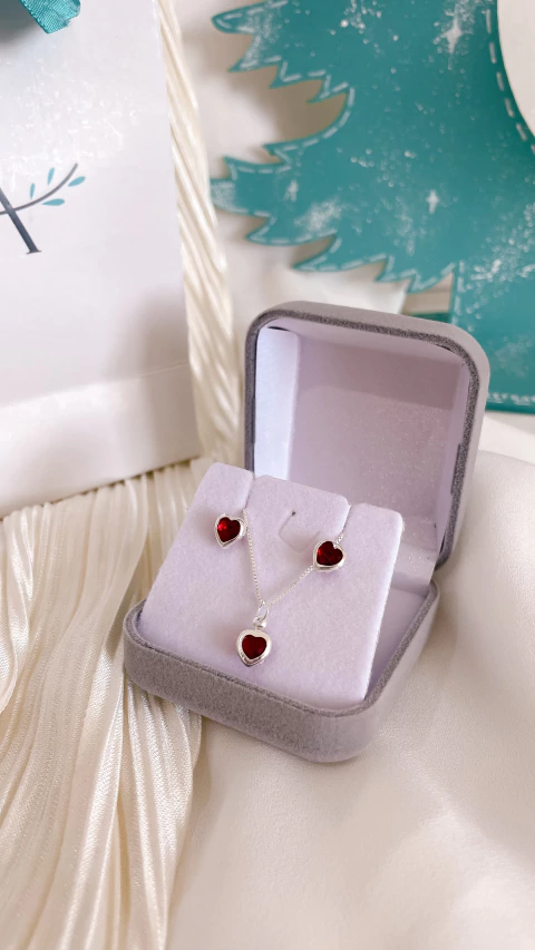 Conjunto Ponto de Luz Love Slim Rubi - comprar online