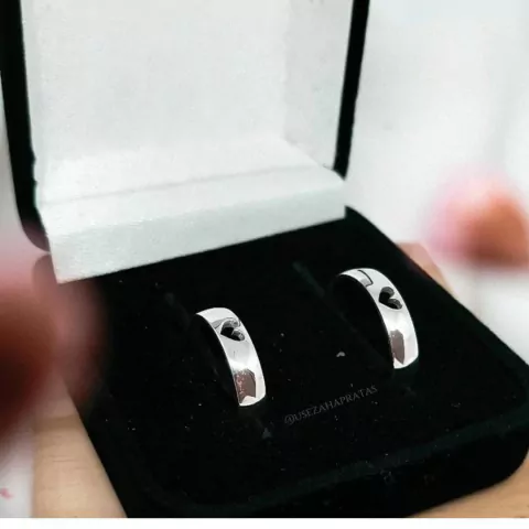 Par de Aliança Coração Vazado - 4mm