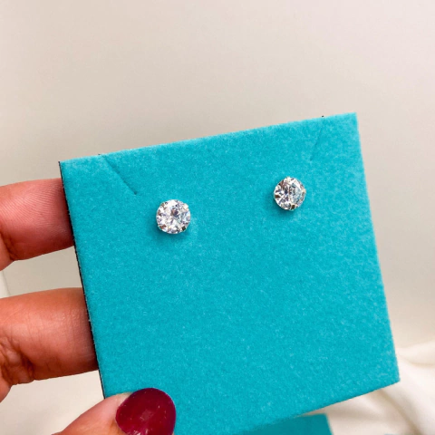 Brinco Ponto de Luz 6mm