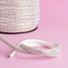 Strass Meia Cana 6mm Cristal Furta Cor Com Fita Branca - 1 Metro