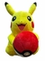 Peluche Pikachu Abrazando Pokebola 30cm