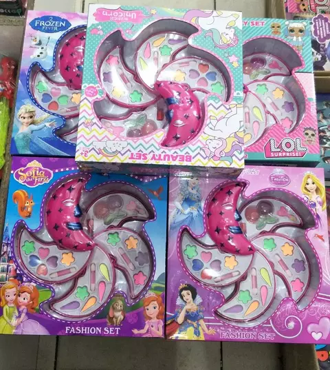 Set Maquillaje Luna en Caja