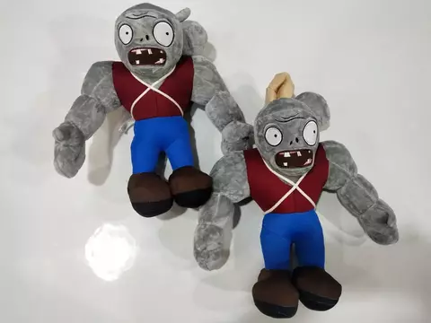 Peluche Zombie con Hijo Grande