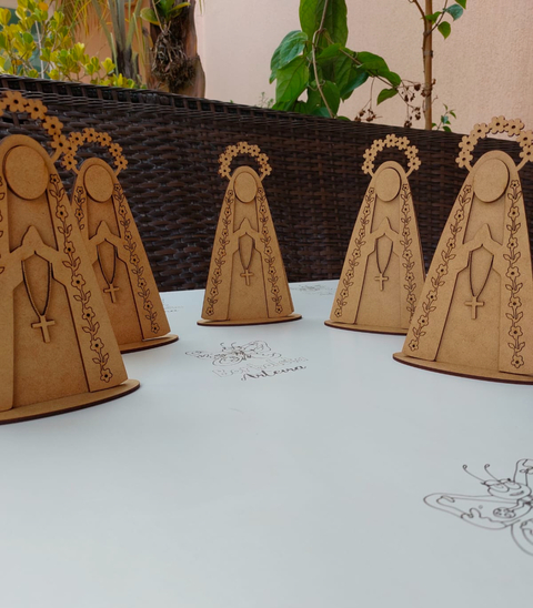 Totem Nossa Senhora mdf cru dupla camada manto flores lembrancinha