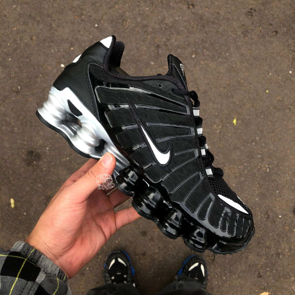 Nike Shox Tl "Black/Metalic Silver"