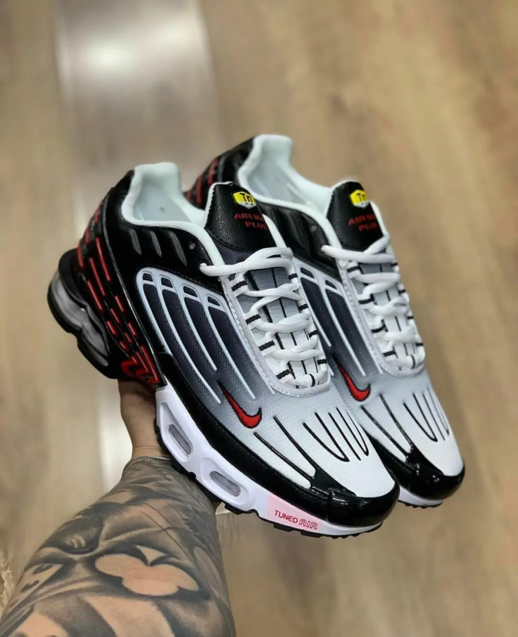 Nike Air Max Tn 3 "Black Red"