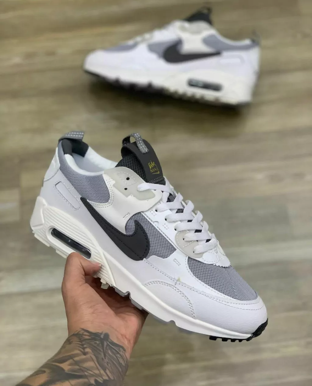 Nike Air Max 90 Futura - Branco/Cinza