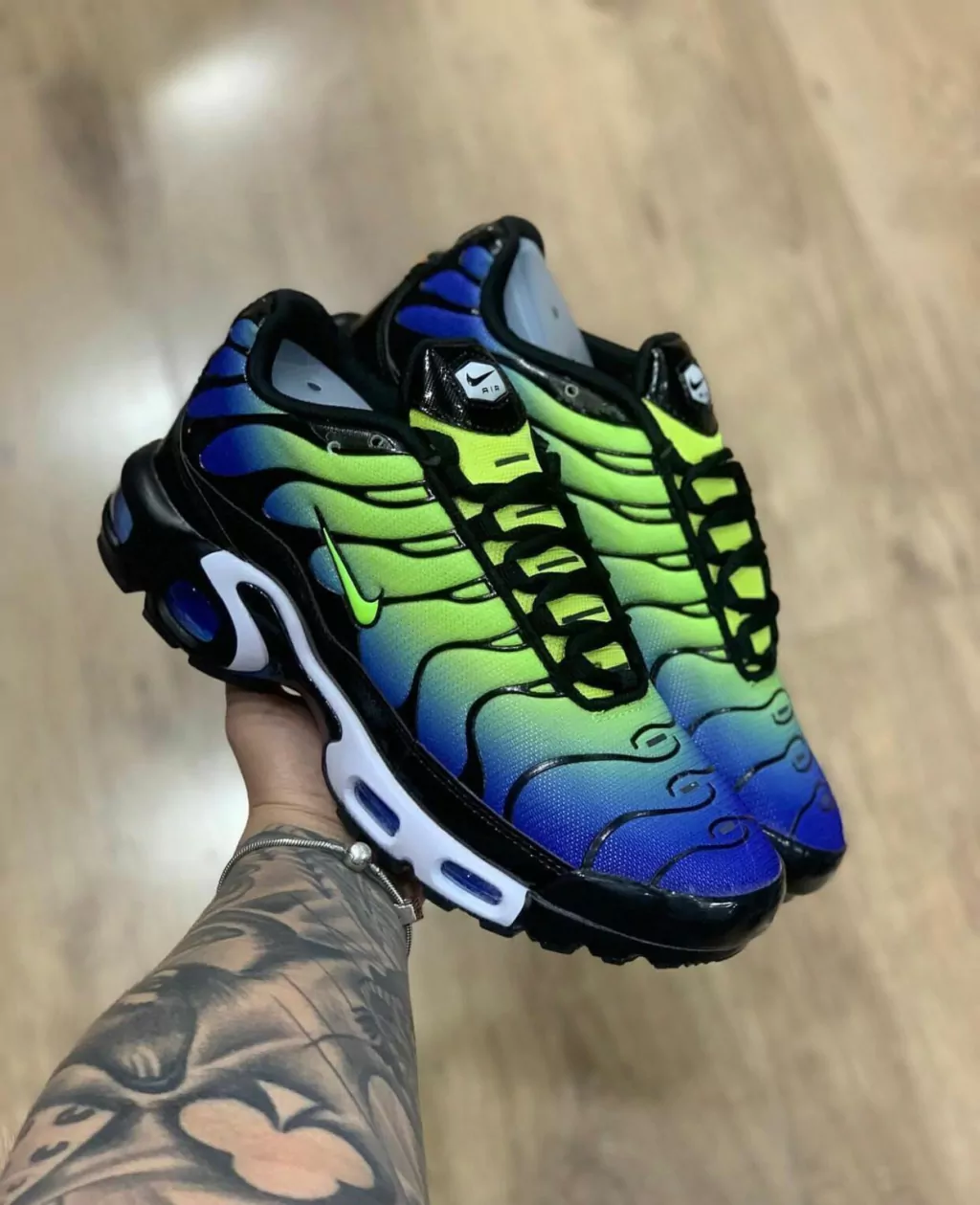 Nike Air Max Tn "Cyber Green"