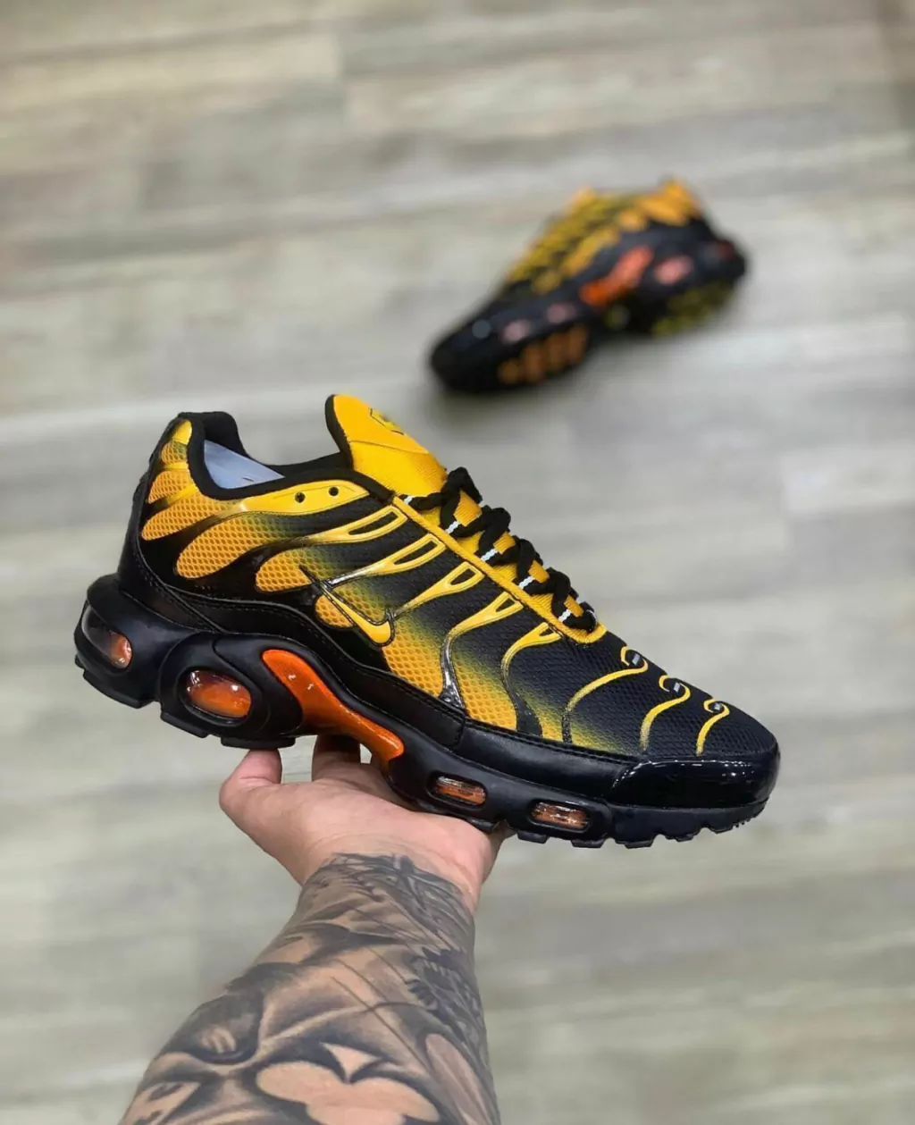 Nike Air Max Tn "Black Sundial"