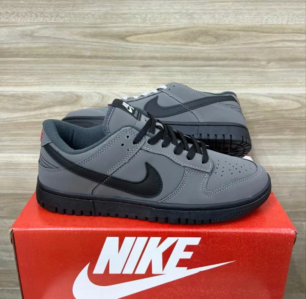 Nike SB Dunk Low "Rato/preto"