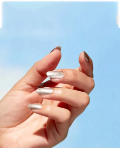 Opi Nature Strong Tradicional Vegano Glowing Places Gris Helado