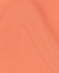 Fondo de color durazno suave, representando el esmalte Opi Your Way Apricot AF.