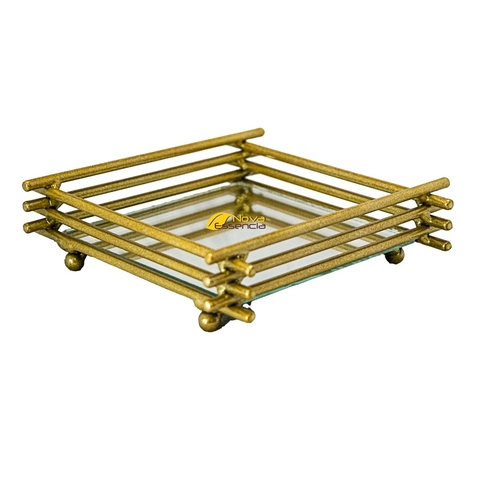 BANDEJA FERRO TRANÇADO 13X13 DOURADA - F1056