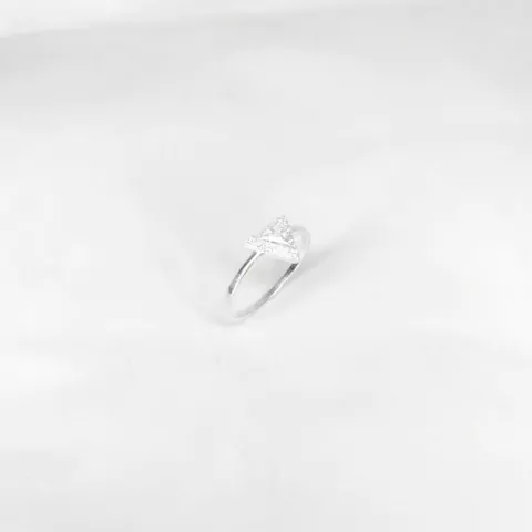 Anel triângulo cravejado - comprar online