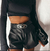 Shorts couro sintético