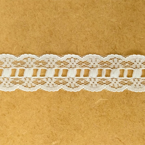 Renda Poliamida - 25mm c/ passa fita - Branco