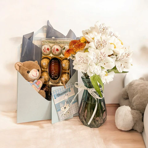 CESTA MATERNIDADE COM FLORES BLUE - comprar online