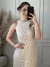 VESTIDO RENDADO TRICOT LELA NUDE na internet