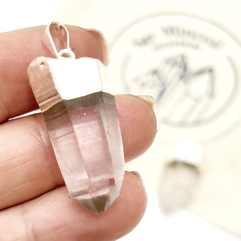 DIJE PUNTA DE CUARZO CRISTAL GRANDE