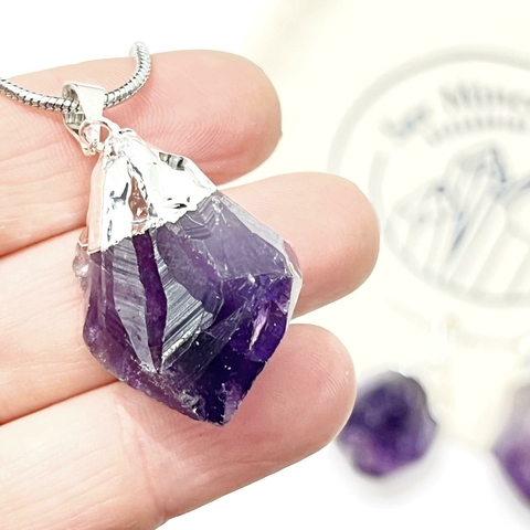 DIJE PICO DE AMATISTA EN BRUTO GRANDE