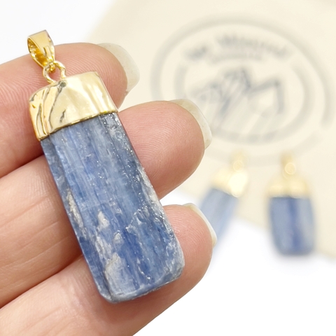 DIJE CIANITA AZUL DORADO